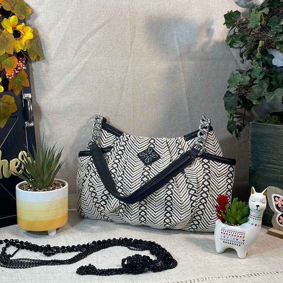 Simply Vera Vera Wang Handbags - SIMPLY VERA VERA WANG  Shoulder Bag - NWOT